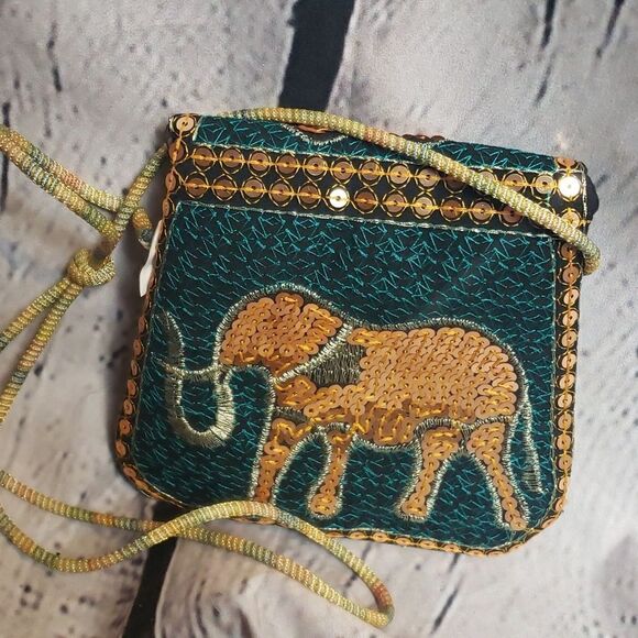 Vintage Small Hand Bag Made in Pakistan 🇵🇰 - Picture 4 of 8